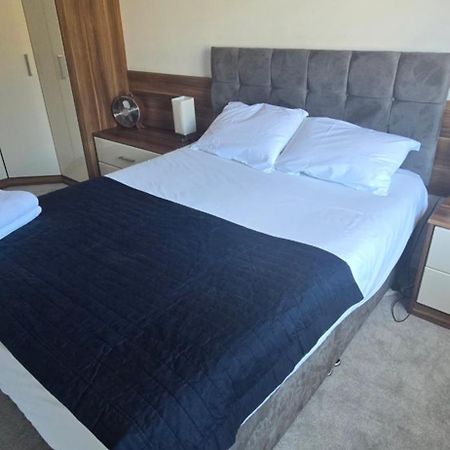 Hullidays - The Sawmill Suite Kingston upon Hull Exteriör bild